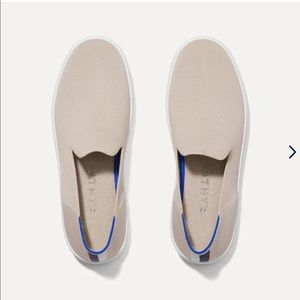 Rothy’s slip on sneaker in sand size 8